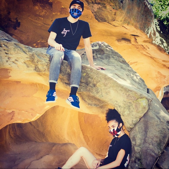 Meet your Posher, Benjamin AKA LUCK THREADS - Picture 5 of 7